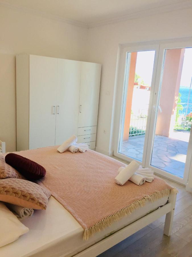 Apartments Jurakovic Živogošće Buitenkant foto