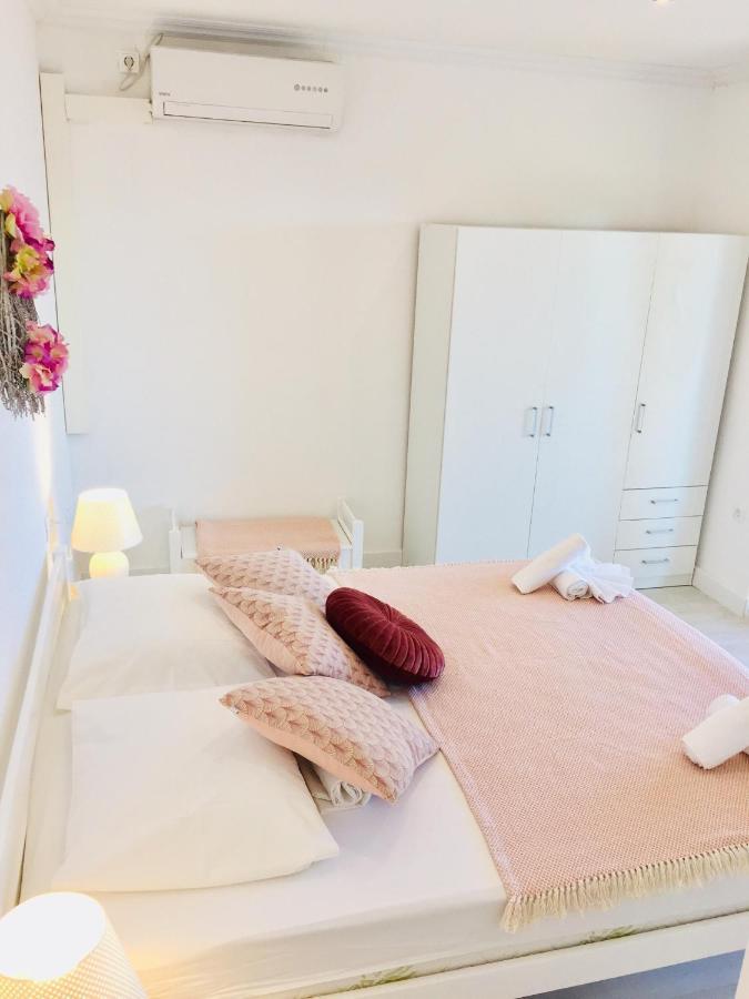 Apartments Jurakovic Živogošće Buitenkant foto