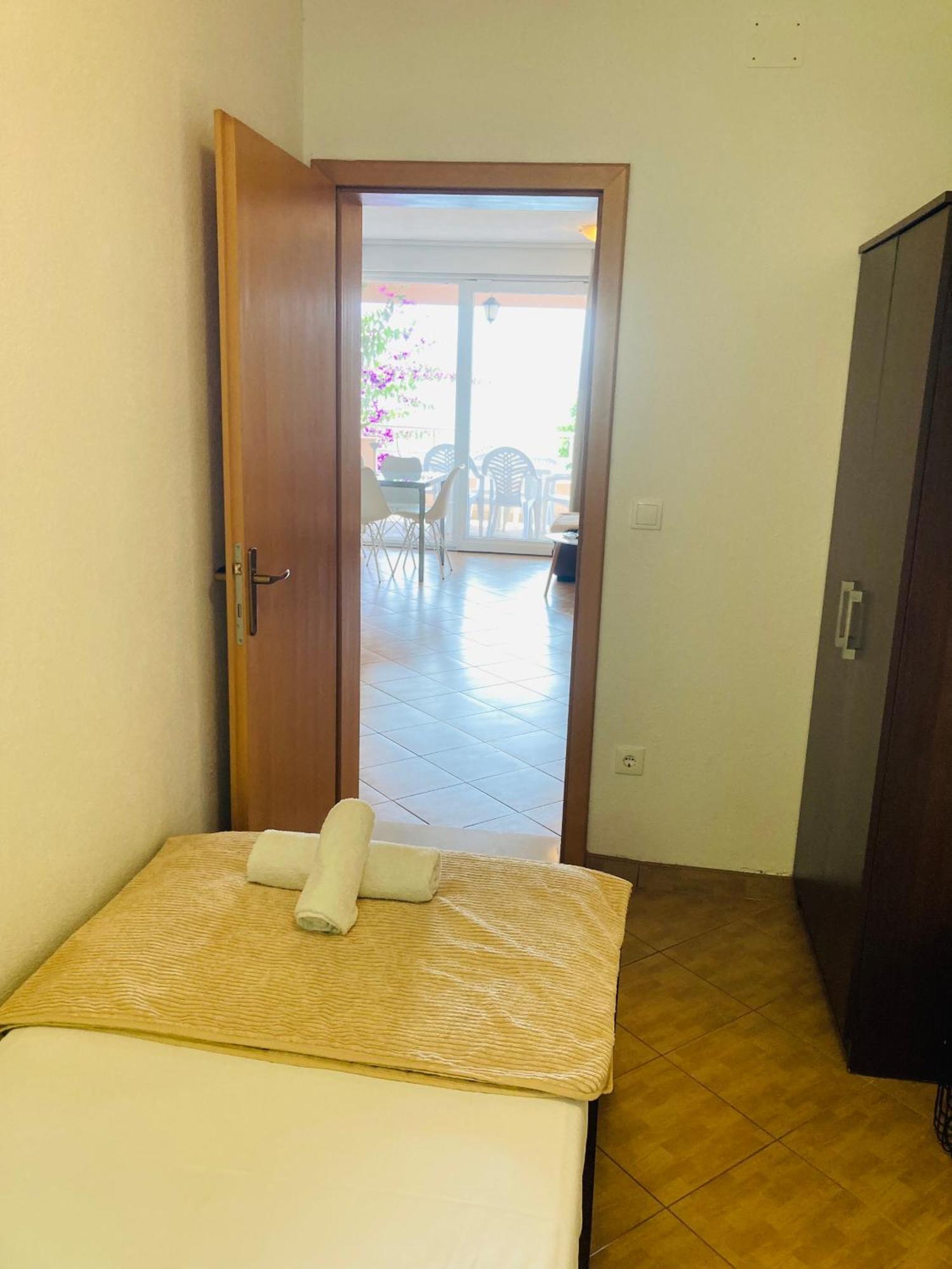 Apartments Jurakovic Živogošće Buitenkant foto