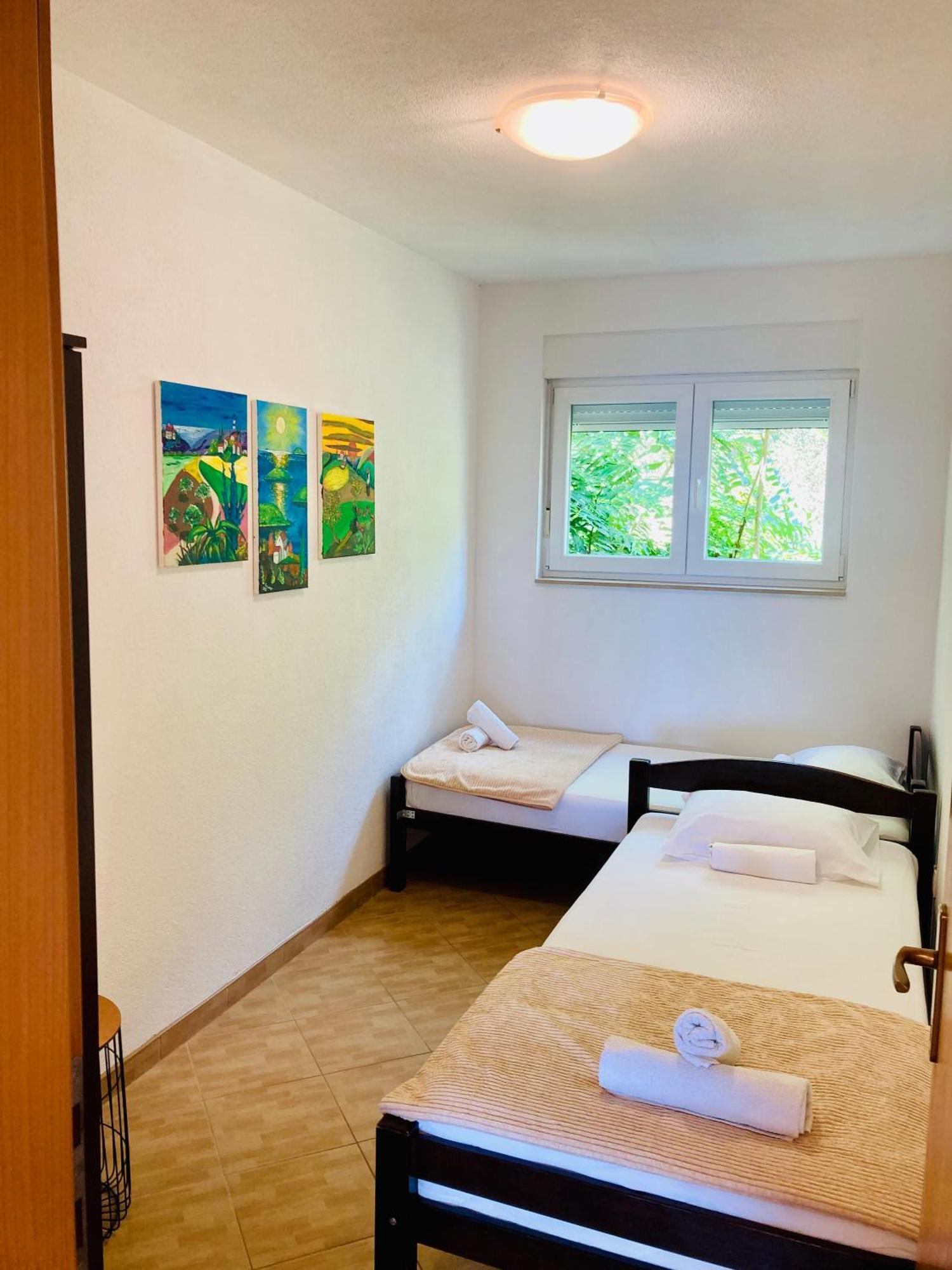 Apartments Jurakovic Živogošće Buitenkant foto