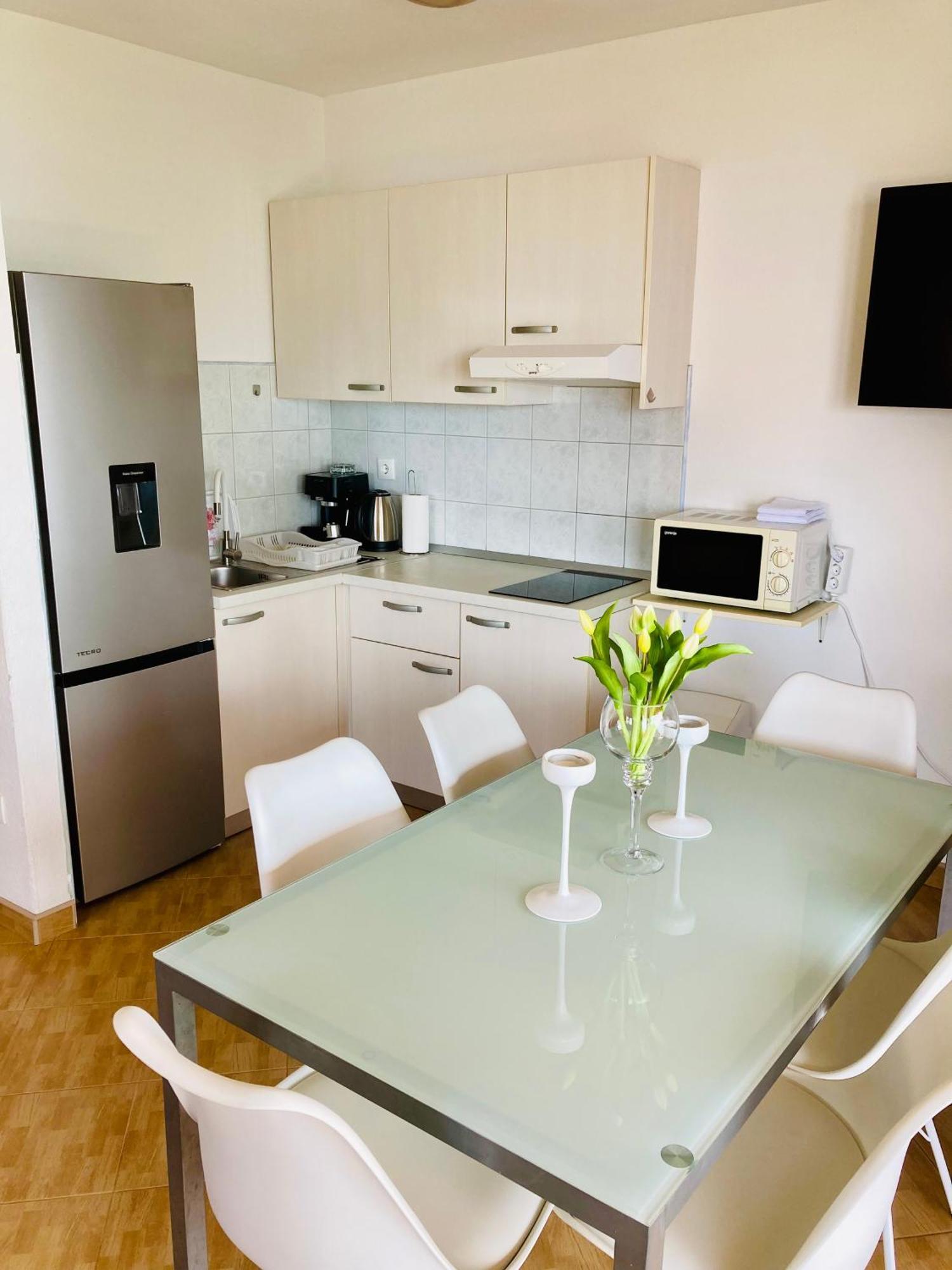 Apartments Jurakovic Živogošće Buitenkant foto
