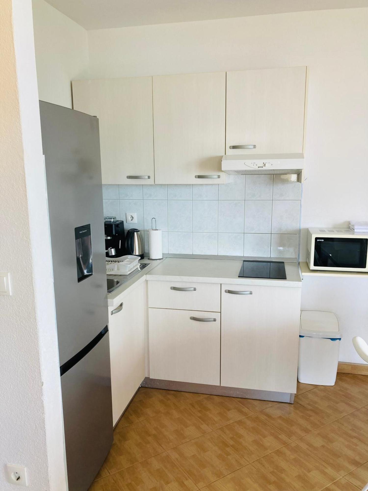 Apartments Jurakovic Živogošće Buitenkant foto